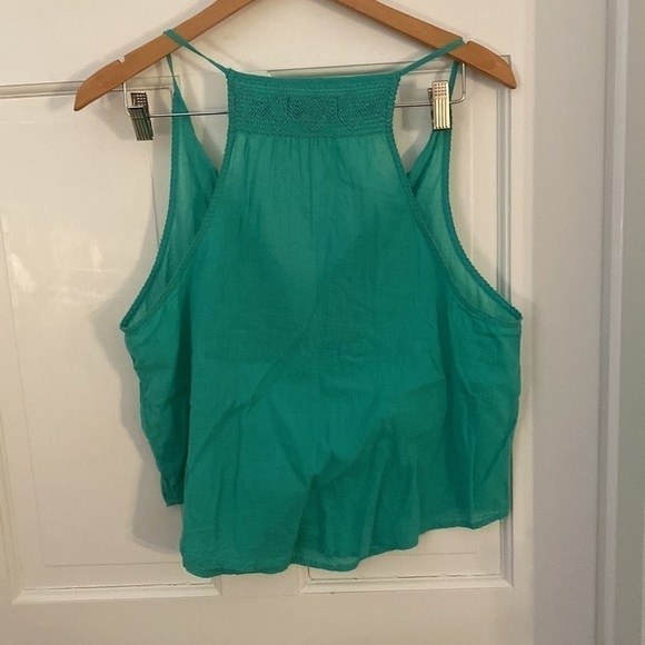 Used Hollister light weight tank top blouse size small - Picture 4 of 7